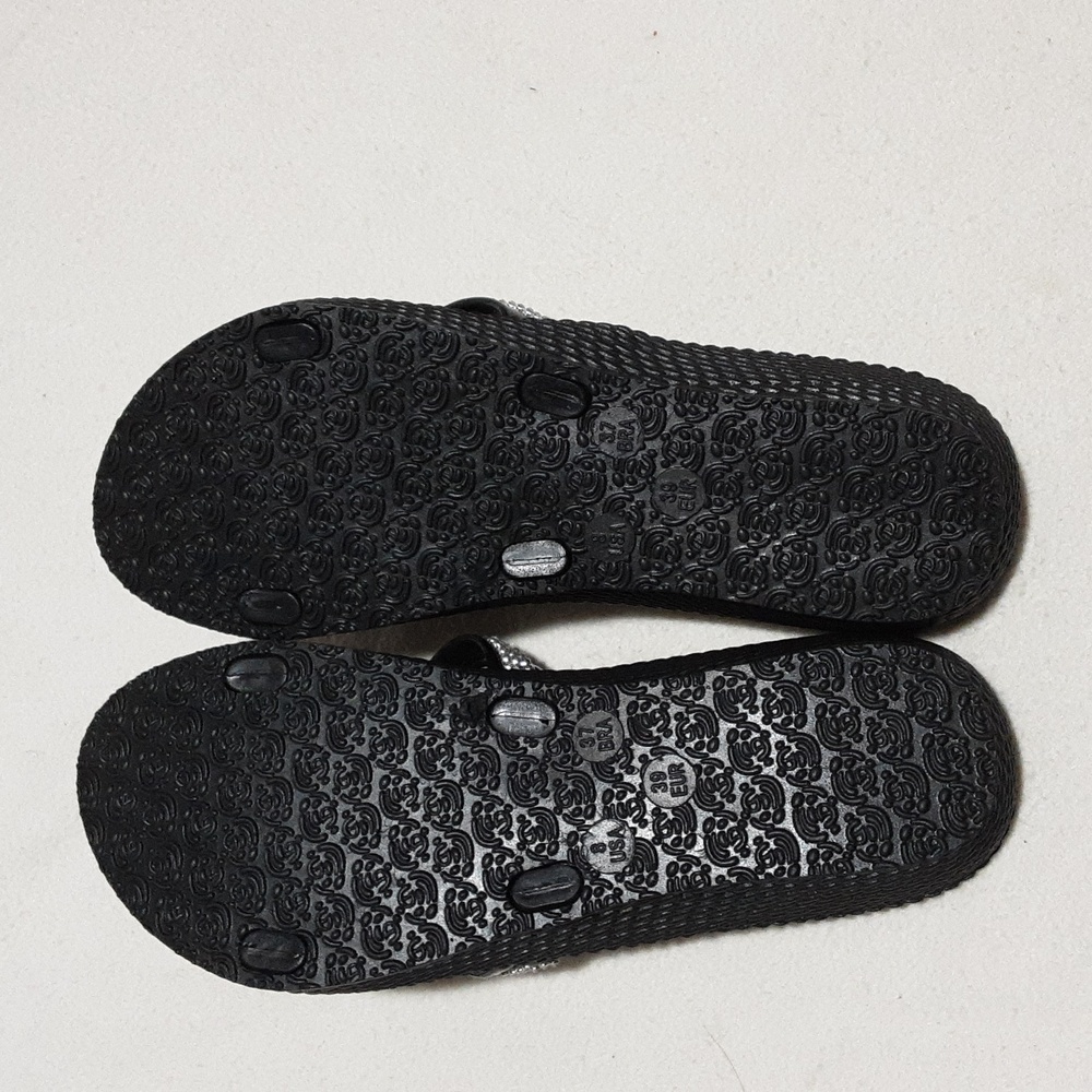 Ella Black Sandals with Silver Straps SIZE 8. - Picture 6 of 9